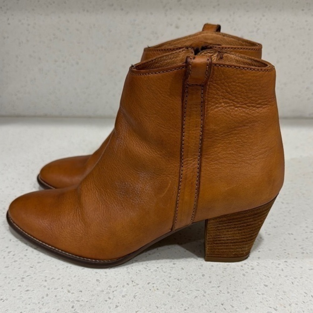 Madewell Brown Ankle Boots Western-inspired silhouette and classic stacked heel